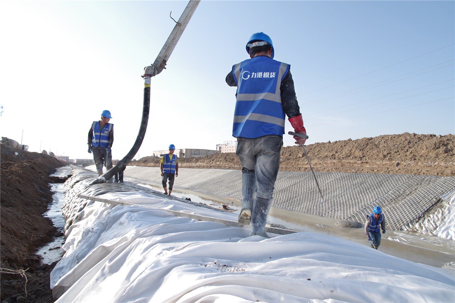 Articulated Concrete Mattress Installation for Erosion Control structural rigging